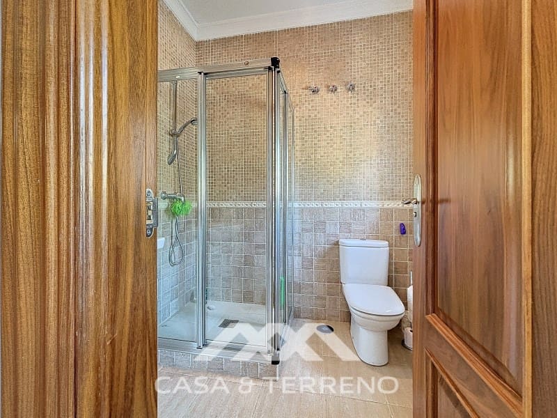 4 soveværelse Guesthouse/B & B til salg i Periana med swimmingpool garage - € 742.000 (Ref: 8539621)