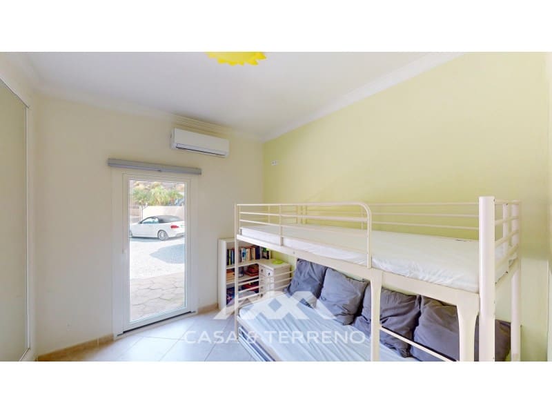 5 soveværelse Villa til salg i Algarrobo med swimmingpool - € 585.000 (Ref: 8545051)