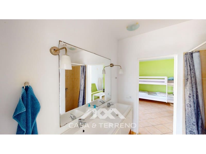 5 soveværelse Villa til salg i Algarrobo med swimmingpool - € 585.000 (Ref: 8545051)