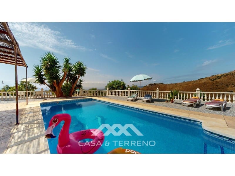 5 soveværelse Villa til salg i Algarrobo med swimmingpool - € 585.000 (Ref: 8545051)