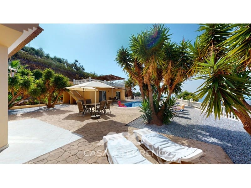 5 soveværelse Villa til salg i Algarrobo med swimmingpool - € 585.000 (Ref: 8545051)