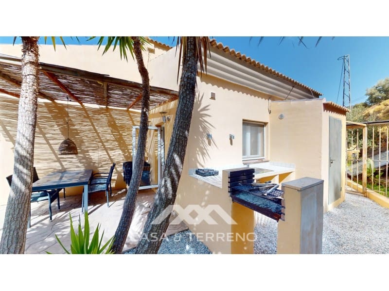 5 soveværelse Villa til salg i Algarrobo med swimmingpool - € 585.000 (Ref: 8545051)