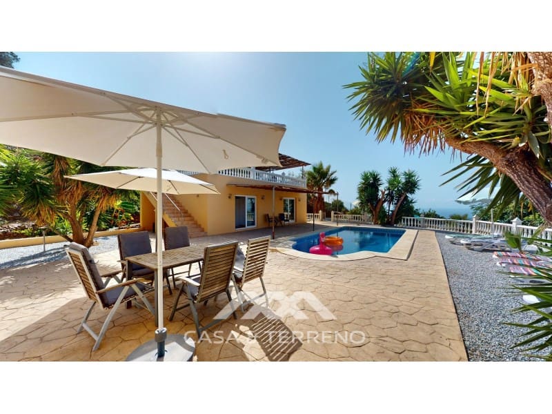 5 soveværelse Villa til salg i Algarrobo med swimmingpool - € 585.000 (Ref: 8545051)