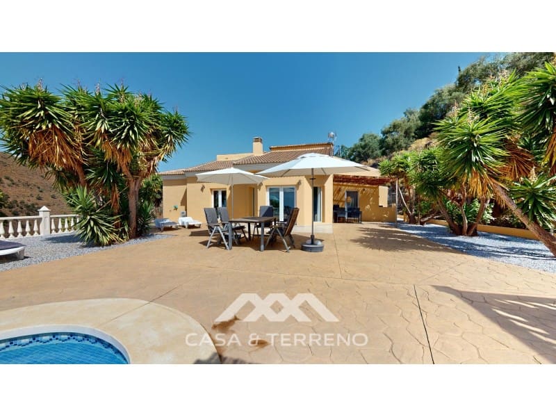 5 soveværelse Villa til salg i Algarrobo med swimmingpool - € 585.000 (Ref: 8545051)