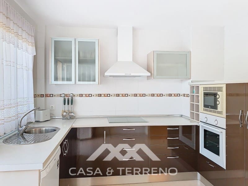 2 soveværelse Semi-Rækkehus til salg i Almayate - € 340.000 (Ref: 8549319)