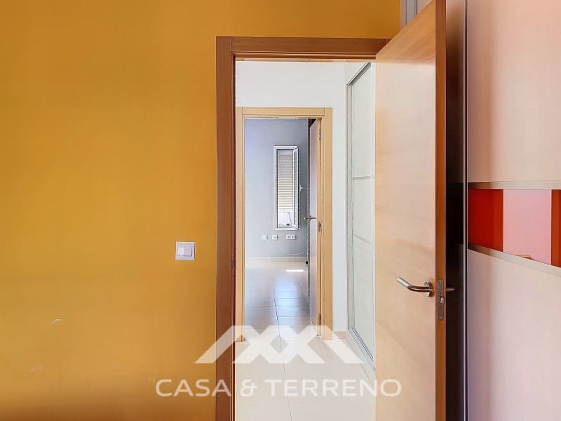 2 soveværelse Semi-Rækkehus til salg i Almayate - € 340.000 (Ref: 8549319)