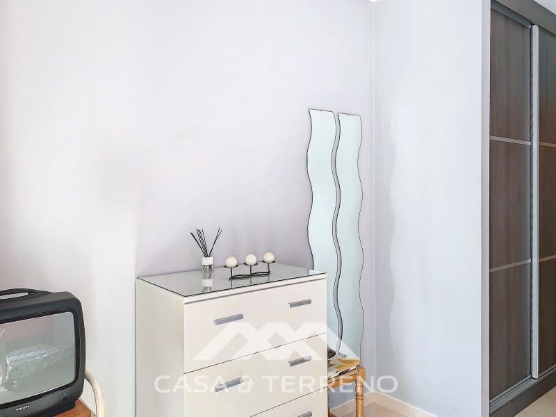 2 soveværelse Semi-Rækkehus til salg i Almayate - € 340.000 (Ref: 8549319)