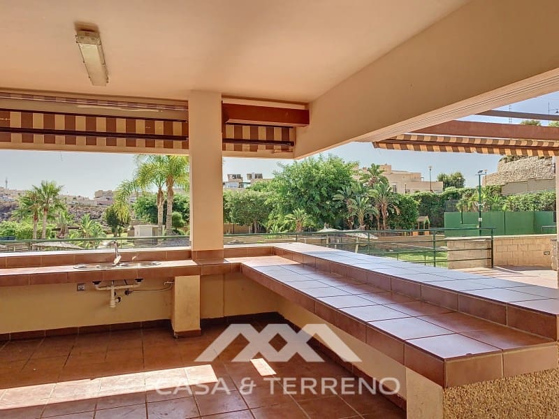 2 soveværelse Semi-Rækkehus til salg i Almayate - € 340.000 (Ref: 8549319)