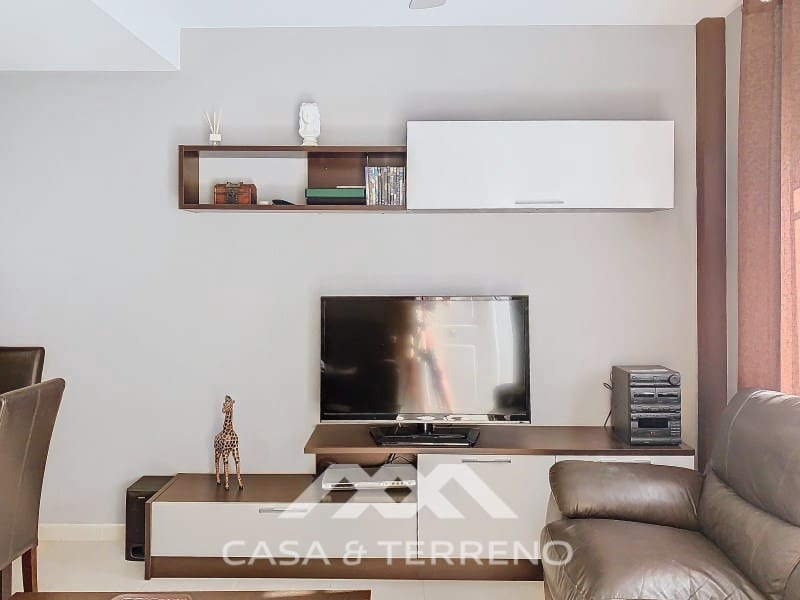 2 soveværelse Semi-Rækkehus til salg i Almayate - € 340.000 (Ref: 8549319)