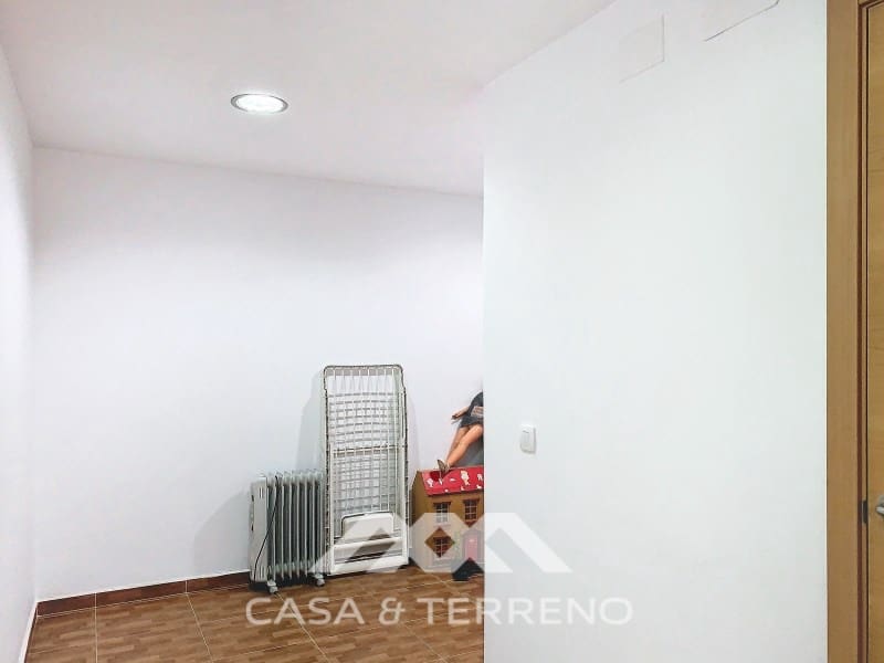 2 soveværelse Semi-Rækkehus til salg i Almayate - € 340.000 (Ref: 8549319)