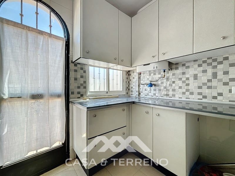 3 slaapkamer Halfvrijstaande villa te koop in Rincon de la Victoria met zwembad garage - € 563.000 (Ref: 8589315)