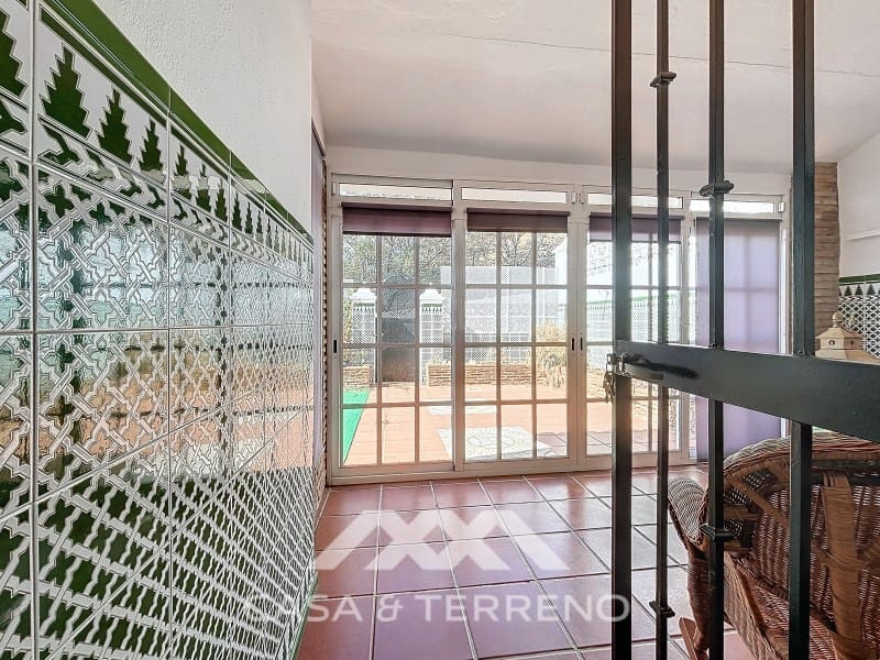 3 slaapkamer Halfvrijstaande villa te koop in Rincon de la Victoria met zwembad garage - € 563.000 (Ref: 8589315)