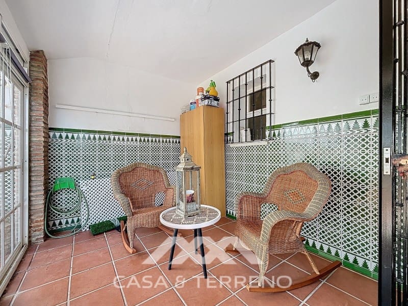 3 slaapkamer Halfvrijstaande villa te koop in Rincon de la Victoria met zwembad garage - € 563.000 (Ref: 8589315)