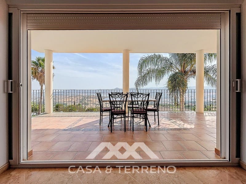 4 slaapkamer Villa te koop in Periana met zwembad garage - € 742.000 (Ref: 8589316)