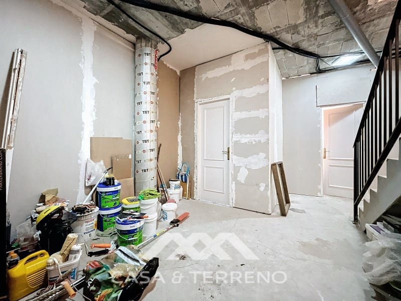 4 slaapkamer Villa te koop in Periana met zwembad garage - € 742.000 (Ref: 8589316)