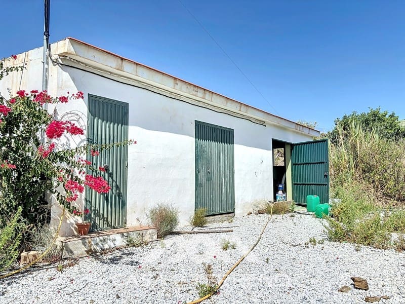 Finca/Landehus til salg i Velez-Malaga - € 425.000 (Ref: 8589317)