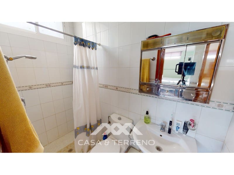 8 soveværelse Guesthouse/B & B til salg i Torrox-Costa med swimmingpool - € 1.200.000 (Ref: 8591728)