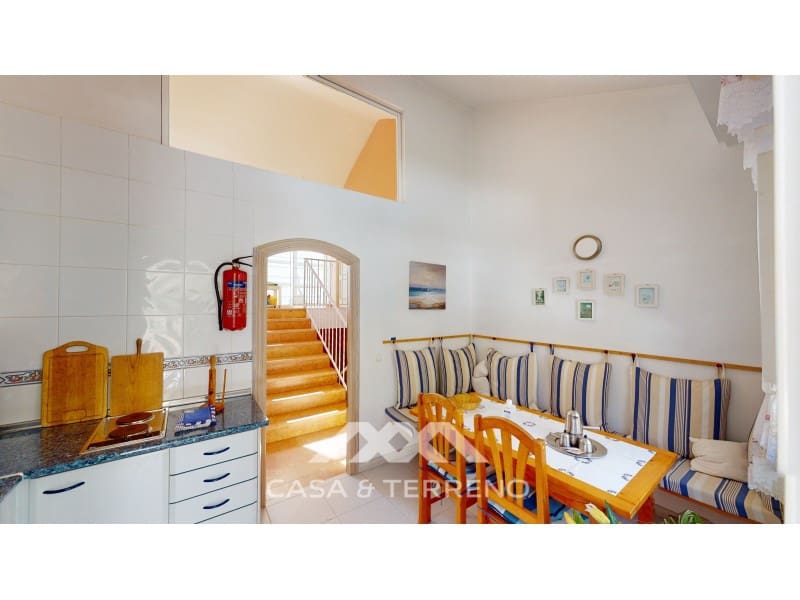 8 soveværelse Guesthouse/B & B til salg i Torrox-Costa med swimmingpool - € 1.200.000 (Ref: 8591728)