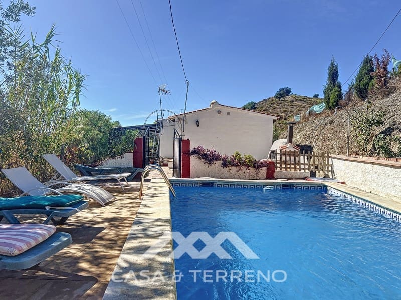 3 soveværelse Villa til salg i Sedella med swimmingpool - € 223.000 (Ref: 8591729)