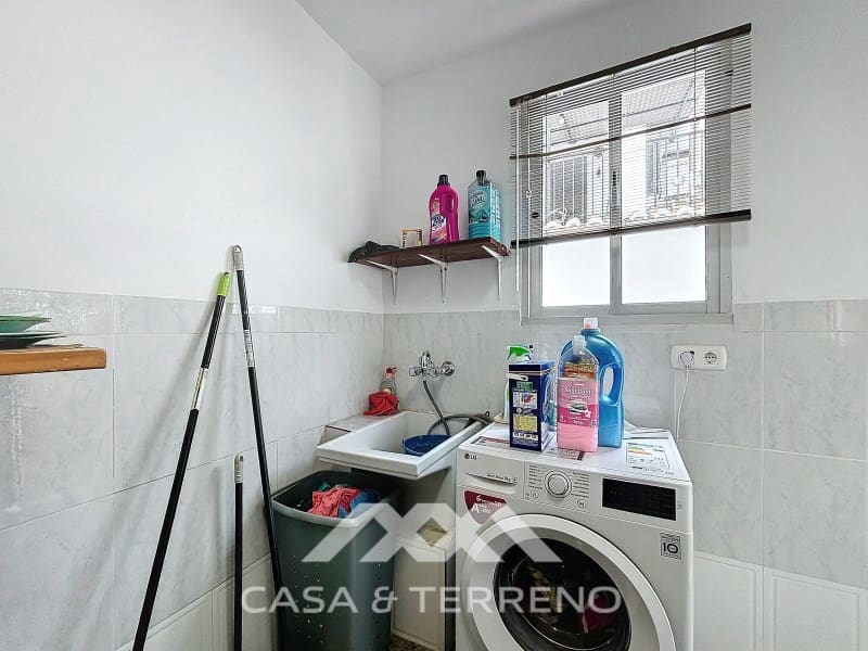 3 bedroom Townhouse for sale in Competa - € 186,000 (Ref: 8615495)