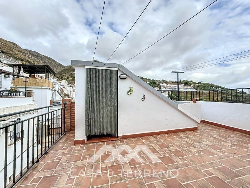 3 bedroom Townhouse for sale in Competa - € 186,000 (Ref: 8615495)