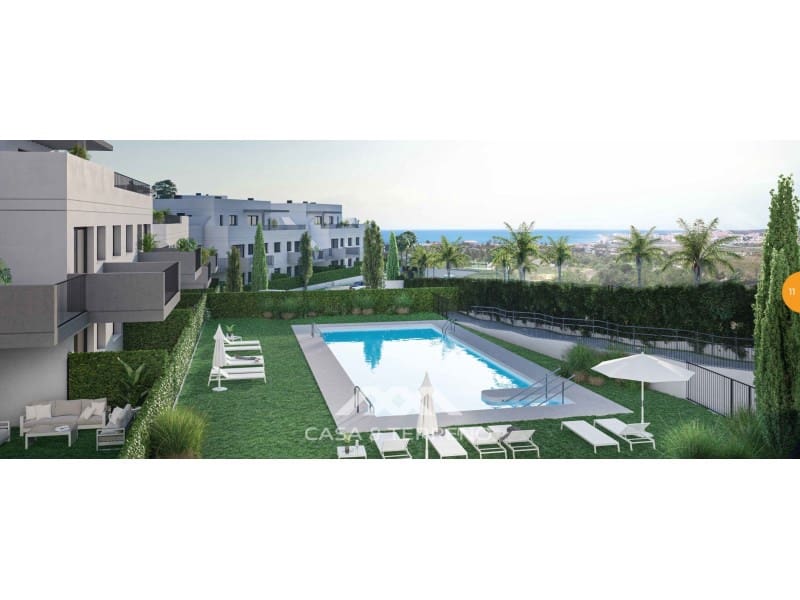 Flat for sale in Caleta de Velez with garage - € 197,700 (Ref: 8625449)