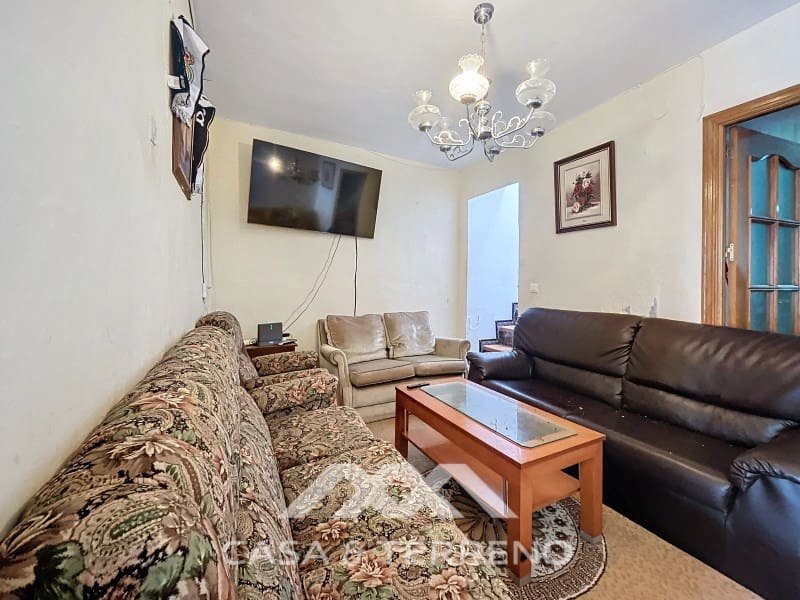 3 soverom Hus til salgs i Sayalonga - € 133 000 (Ref: 8634683)