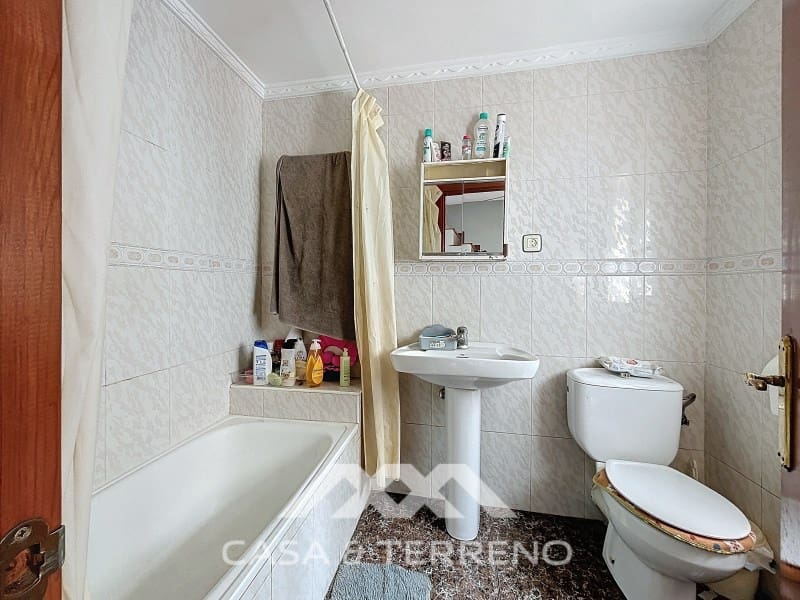 3 soverom Hus til salgs i Sayalonga - € 133 000 (Ref: 8634683)