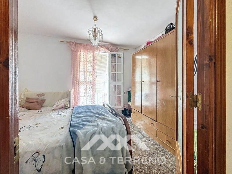 3 soverom Hus til salgs i Sayalonga - € 133 000 (Ref: 8634683)