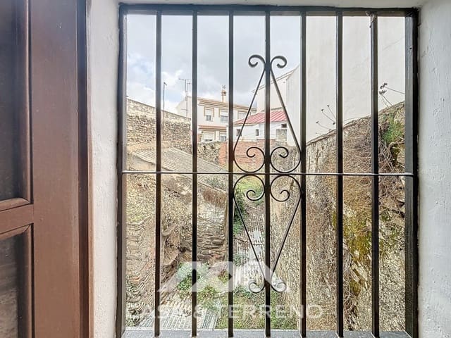 3 soverom Hus til salgs i Sayalonga - € 133 000 (Ref: 8634683)