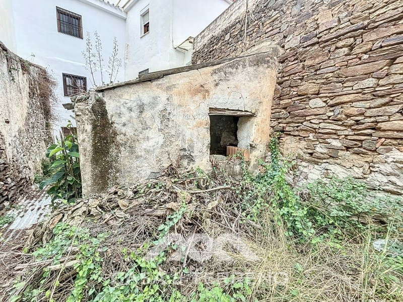 3 soverom Hus til salgs i Sayalonga - € 133 000 (Ref: 8634683)