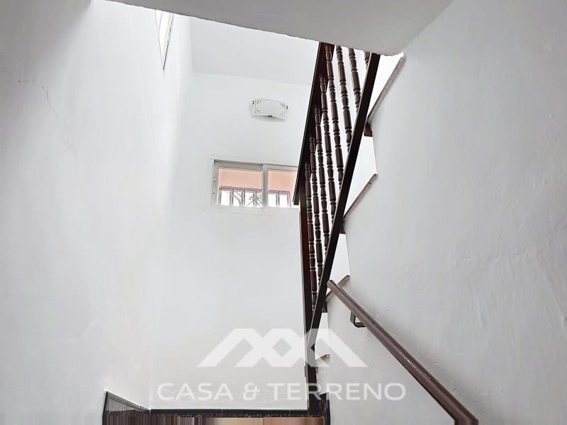 3 sypialnia Dom na sprzedaż w Sayalonga - 133 000 € (Ref: 8634683)