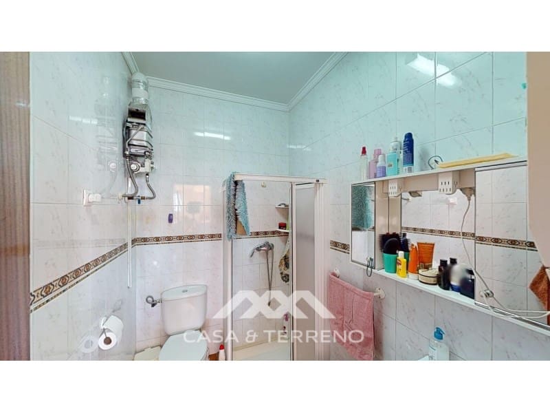 5 soveværelse Guesthouse/B & B til salg i Sedella med garage - € 425.000 (Ref: 8637104)