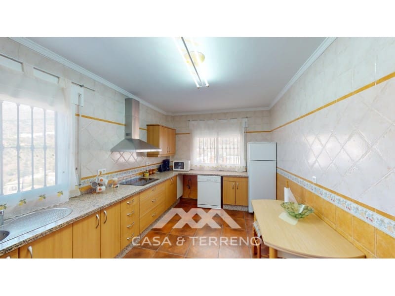 5 soveværelse Guesthouse/B & B til salg i Sedella med garage - € 425.000 (Ref: 8637104)