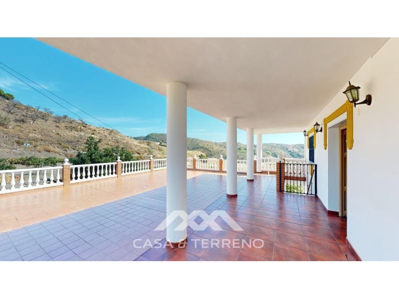 5 soveværelse Guesthouse/B & B til salg i Sedella med garage - € 425.000 (Ref: 8637104)