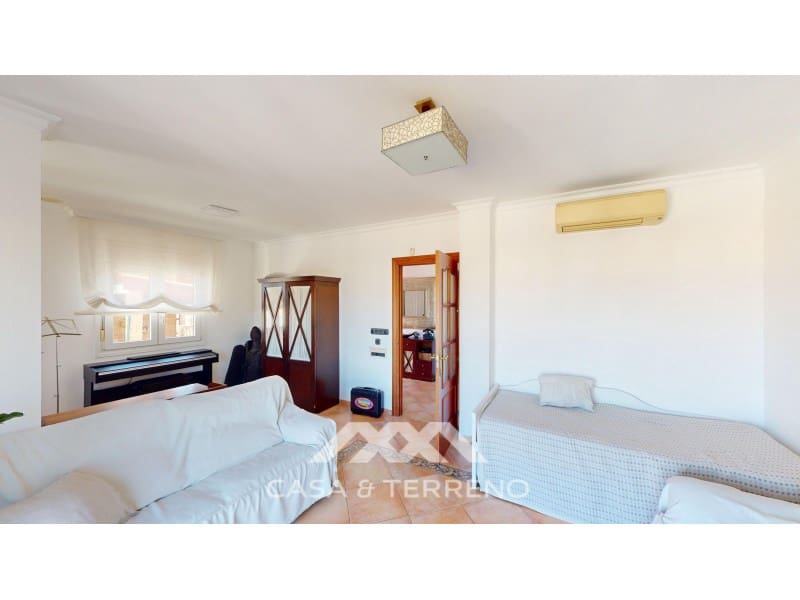 3 soverom Villa til salgs i Torre del Mar med svømmebasseng - € 850 000 (Ref: 8637105)