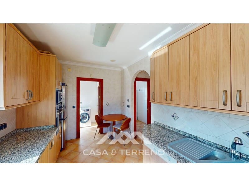 3 soverom Villa til salgs i Torre del Mar med svømmebasseng - € 850 000 (Ref: 8637105)