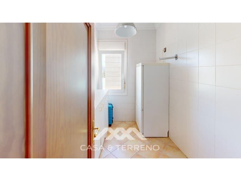 3 soverom Villa til salgs i Torre del Mar med svømmebasseng - € 850 000 (Ref: 8637105)