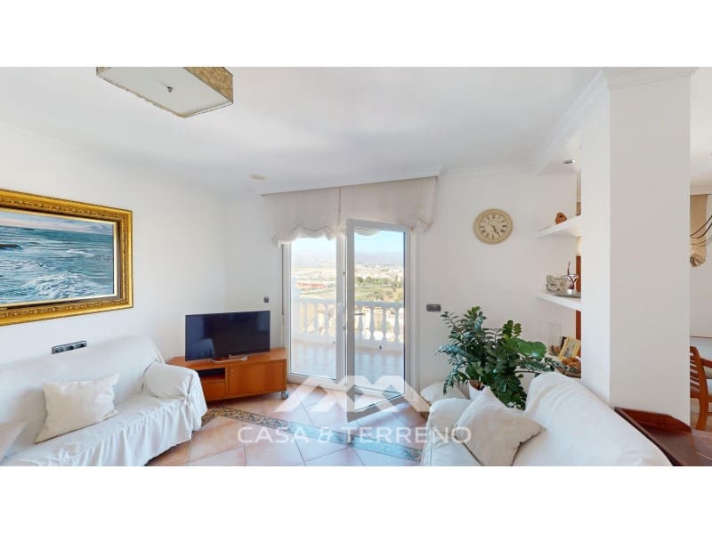 3 soverom Villa til salgs i Torre del Mar med svømmebasseng - € 850 000 (Ref: 8637105)