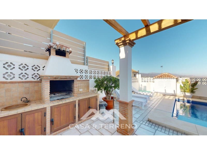 3 soverom Villa til salgs i Torre del Mar med svømmebasseng - € 850 000 (Ref: 8637105)