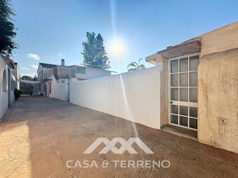 3 slaapkamer Villa te koop in Velez-Malaga met zwembad - € 695.000 (Ref: 8655035)