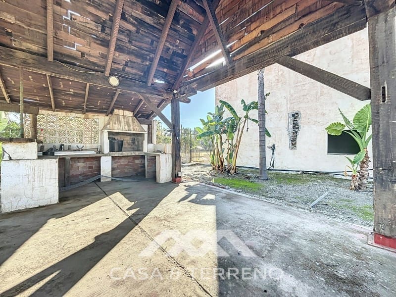 3 slaapkamer Villa te koop in Velez-Malaga met zwembad - € 695.000 (Ref: 8655035)