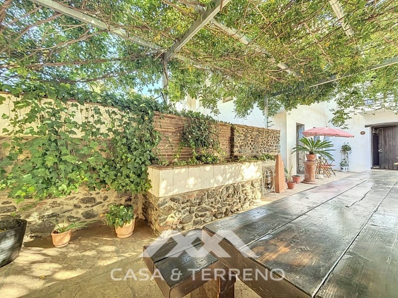 3 slaapkamer Villa te koop in Velez-Malaga met zwembad - € 695.000 (Ref: 8655035)