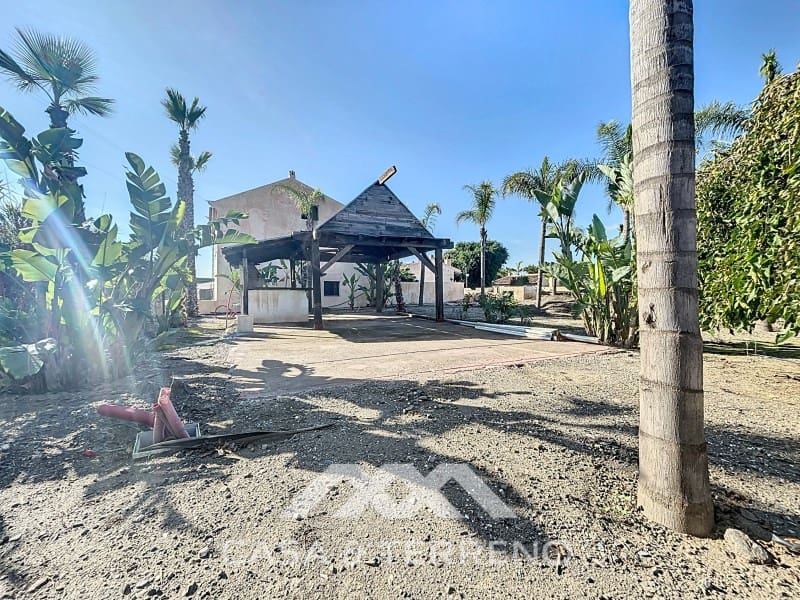 3 slaapkamer Villa te koop in Velez-Malaga met zwembad - € 695.000 (Ref: 8655035)