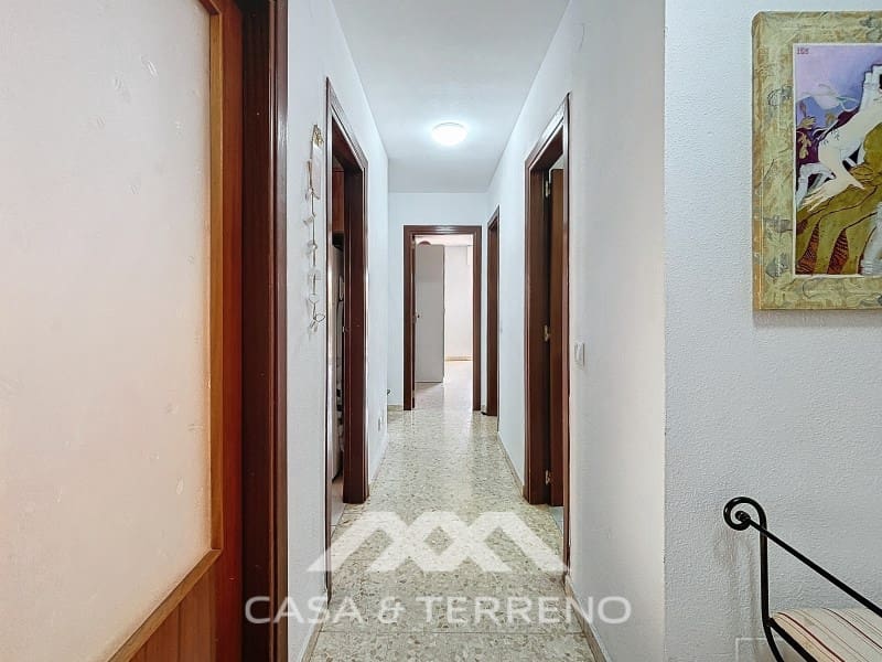 4 slaapkamer Appartement te koop in Torre del Mar met zwembad - € 357.000 (Ref: 8668542)