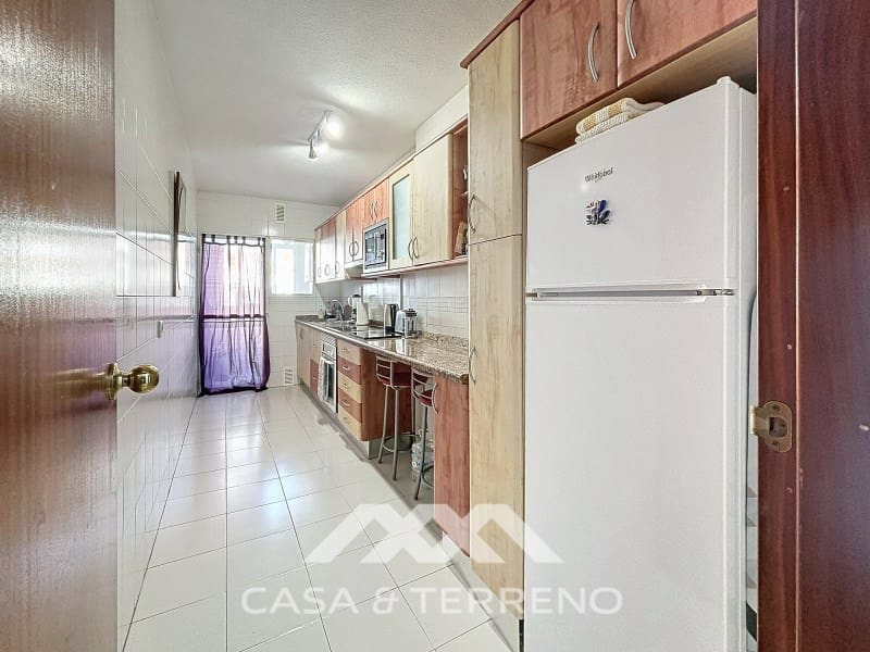 4 slaapkamer Appartement te koop in Torre del Mar met zwembad - € 357.000 (Ref: 8668542)