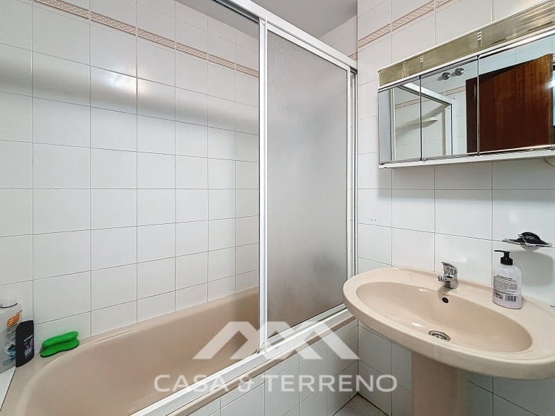 4 slaapkamer Appartement te koop in Torre del Mar met zwembad - € 357.000 (Ref: 8668542)