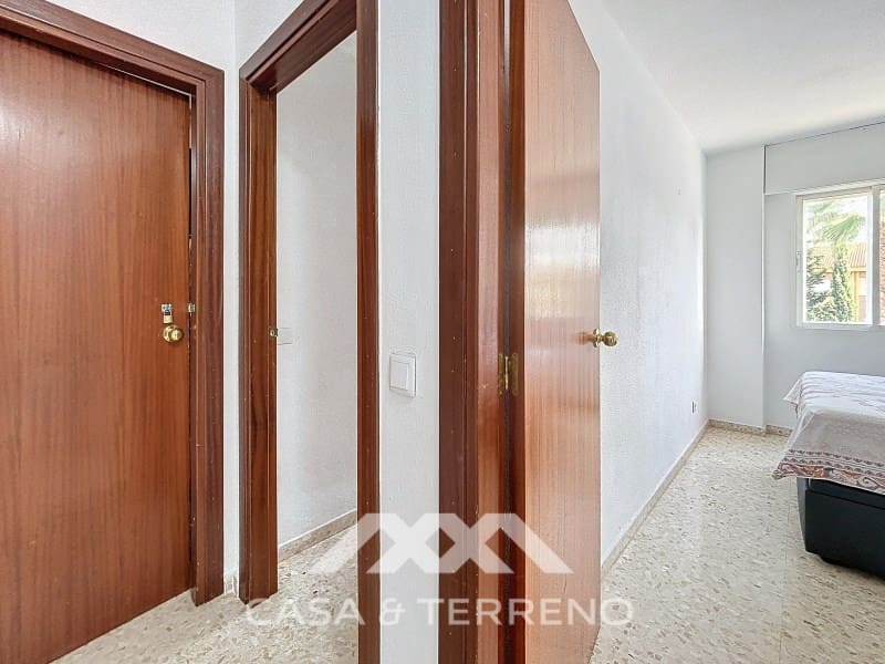 4 slaapkamer Appartement te koop in Torre del Mar met zwembad - € 357.000 (Ref: 8668542)