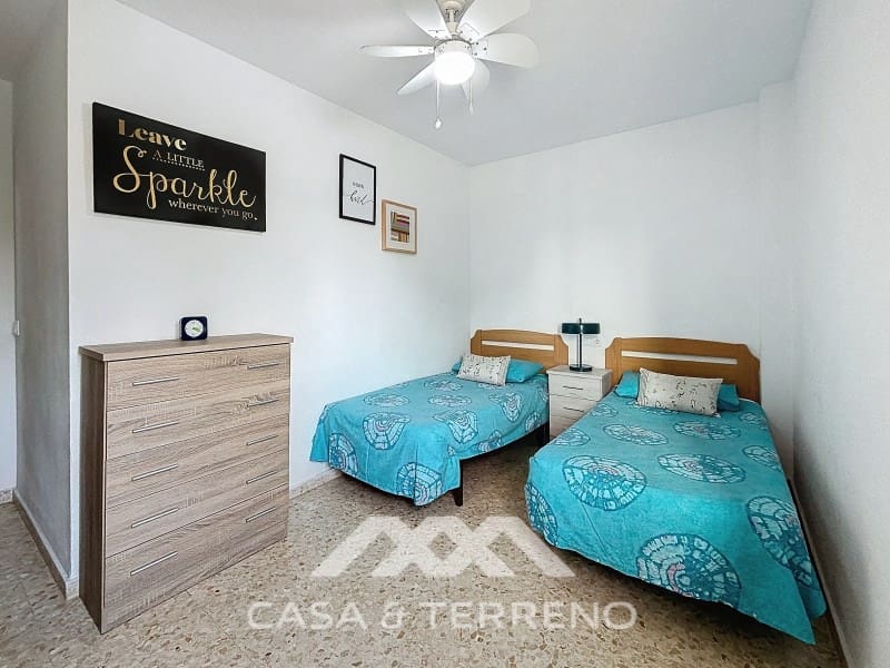 4 slaapkamer Appartement te koop in Torre del Mar met zwembad - € 357.000 (Ref: 8668542)