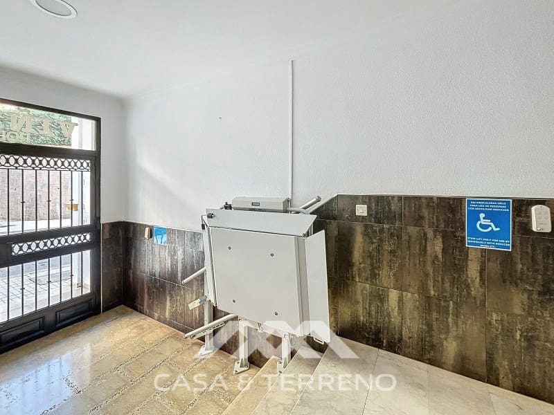 4 slaapkamer Appartement te koop in Torre del Mar met zwembad - € 357.000 (Ref: 8668542)